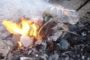 В Королево, сжигая мусор, смертельно травмировалась женщина