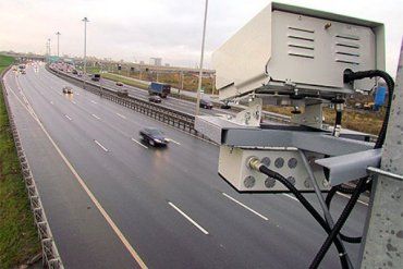 На всех дорогах Украины ГАИ поставит 2 000 камер автофиксации нарушений