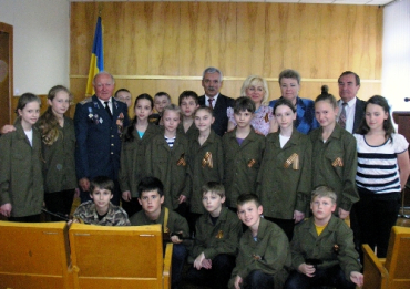 Ужгородские школьники на встрече с ветеранами войны в СБУ