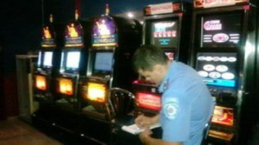 Хустская милиция закрыла зал игровых автоматов