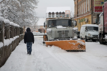 Ужгородская власть предупреждает: сегодня уборка снега!