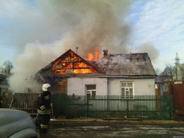 Мукачевский район: пожарные спасли жилой дом от пожара и его хозяина