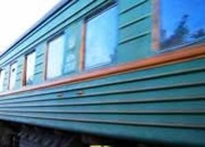 В поезде Москва-Ужгород пьяный пассажир пытался зарезать проводника