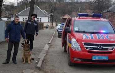 В Иршавский райотдел милиции поступила информация о взрывном устройстве в школе
