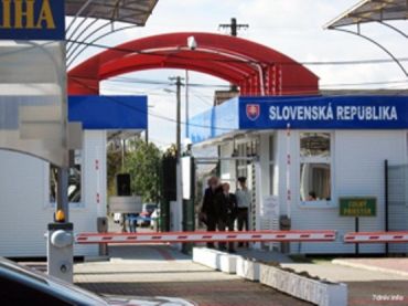Полицейских на границе Словакии больше, чем в Польше и Венгрии