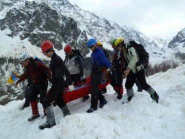 В горах Закарпатья под лавиной нашли тело гражданина Чехии, пропавшего 2 марта