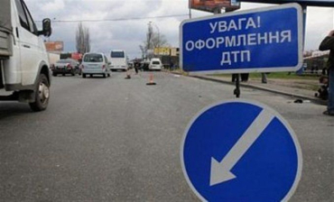 В Ужгороде «Ауди» обгоняя служебный авто ГСО, неожиданно совершил поворот налево