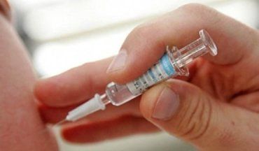 В пятницу приехала новая партия вакцин французских вакцин
