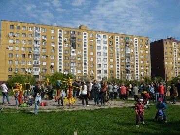 В Ужгороде 4000 людей могут остаться без придомовой территории