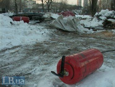 Причины пожара в Киеве, а также личность погибшей устанавливают эксперты