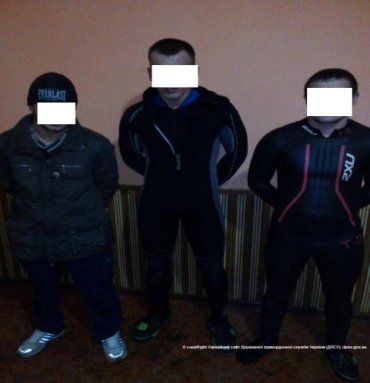 На Закарпатье пограничники задержали троих «аквалангистов»