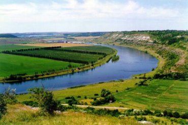 Тиса вымыла более тысячи гектаров земли с украинской территории