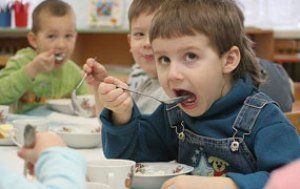 В Ужгороде дети в садиках едят все меньше и меньше...