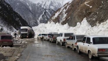 Синоптики предупреждают об угрозе схода лавин на Закарпатье