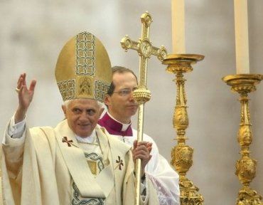 Папа Римский Бенедикт XVI совершит Рождественскую мессу