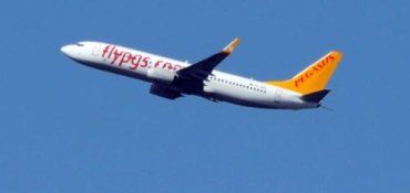 Пьяный украинец требовал от экипажа самолета Харьков-Стамбул сменить курс
