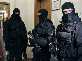20 озброєних людей у масках увірвалися до «Нафтогазу України»