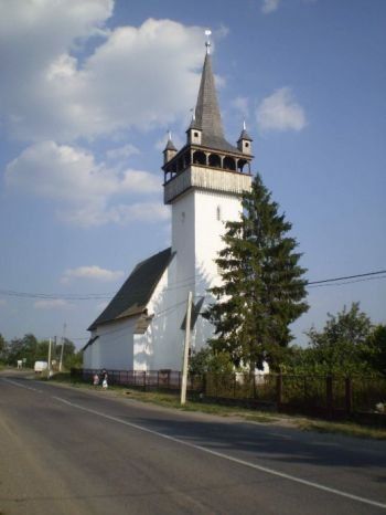 Церковь в селе Бене (Добросилля)