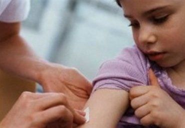 Як на Закарпатті проходить щеплення від вірусу поліомієліту?