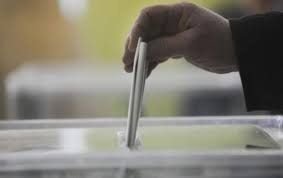 В Ужгороді прогнозують низьку явку виборців.