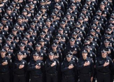 Нова поліція вперше вийде на патрулювання на вулиці міст Ужгород та Мукачево.