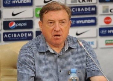 Ужгородці домовилися про реструктуризацію боргів перед колишніми футболістами.