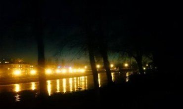 В Ужгороді на вихідних освітлюють тільки одну набережну річки.