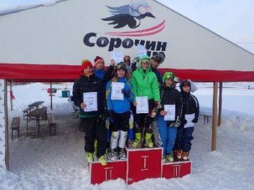 Гірськолижники Срібної Землі вибороли "золото" в етапі розіграшу Кубка України