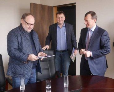 Ужгородський міський голова зустрівся із власником та директором двої ТОВ.