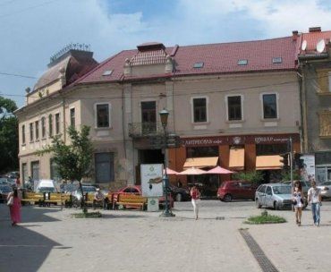 Як виглядає туристичний список "маст сі" в Ужгороді