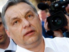 Прем'єр-міністра Угорщини Віктора Орбана — у відставку!