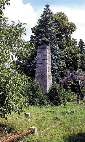 В Ужгороді новолять пам’ятник полеглим у Першій світовій війні