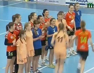 В Ужгороді завершився 5-ий тур жіночої Суперліги з гандболу.