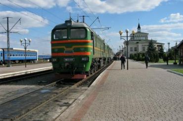 Між Ужгородом та Харковом знову курсуватиме пасажирський поїзд.
