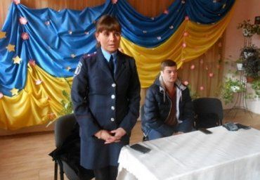 Мукачівські правоохоронці зустрілись зі школярами