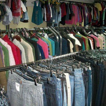 Виручені від реалізації вживаного одягу кошти підуть на потреби бійців АТО.