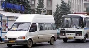 Майже 40 тисяч ужгородців щодня їздять "маршрутками".