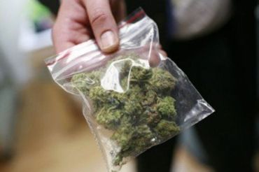 У мукачівця виявили пакетик з марихуаною вагою близько 40 грамів.