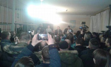 Бойца Правого Сектора Антона "Беса" Окорокова освободили прямо в зале суда