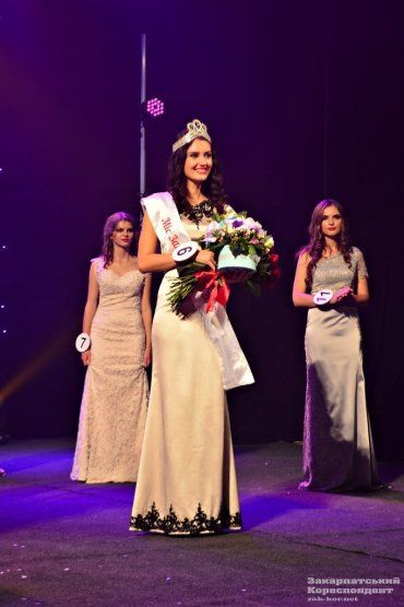 В Ужгороді провели конкурс краси «Міс Закарпаття-2016».