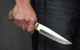Сімейний дебош на Мукачівщині закінчився ножем у нозі
