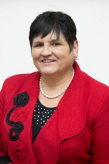 Ілдіко Орос, представниця фракції КМКС у Закарпатській обласній раді.