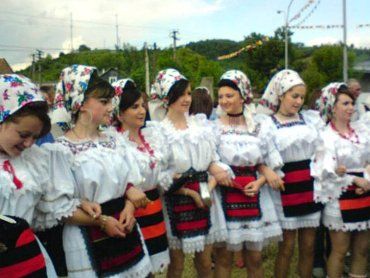 Закарпаття запрошує на фестиваль румунського народного мистецтва.
