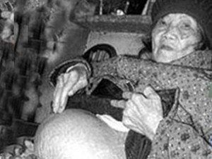 Китаянка проходила с мертвым ребенком в животе более 60 лет