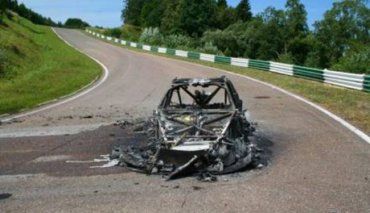 В Хустском районе по неизвестным причинам дотла сгорел автомобиль "Опель"