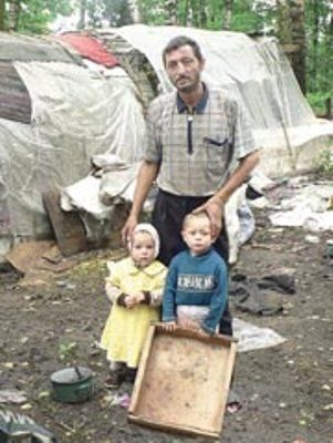 Ужгородская бездомная семья в бегах