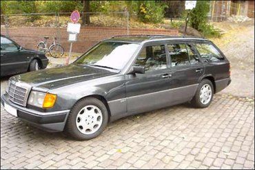 Mercedes-Benz 320 TE 1992-го года выпуска выставлен на аукцион