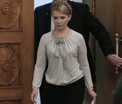 Тимошенко хочет в три раза урезать зарплату высоким чинам