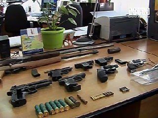 У жителя Ровно обнаружили арсенал оружия