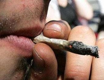 Сигарета с марихуаной